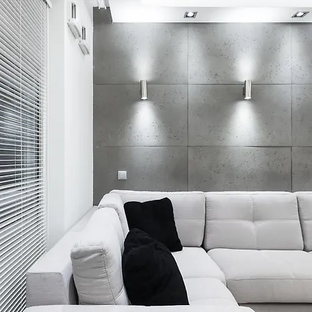 Executive Suites Airport Apartment