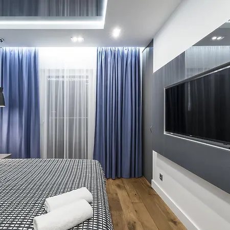 Apartment Executive Suites Airport Warsaw