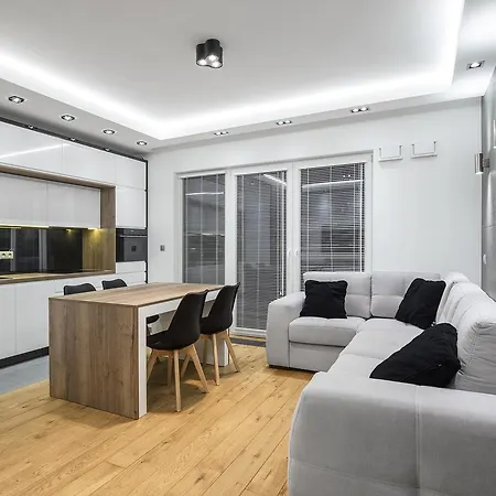 Executive Suites Airport * Warsaw