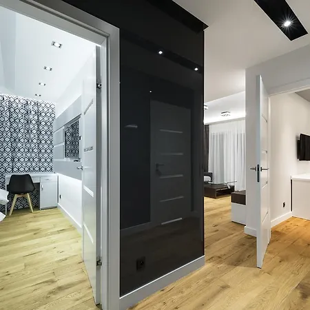 Executive Suites Airport Apartment Warsaw